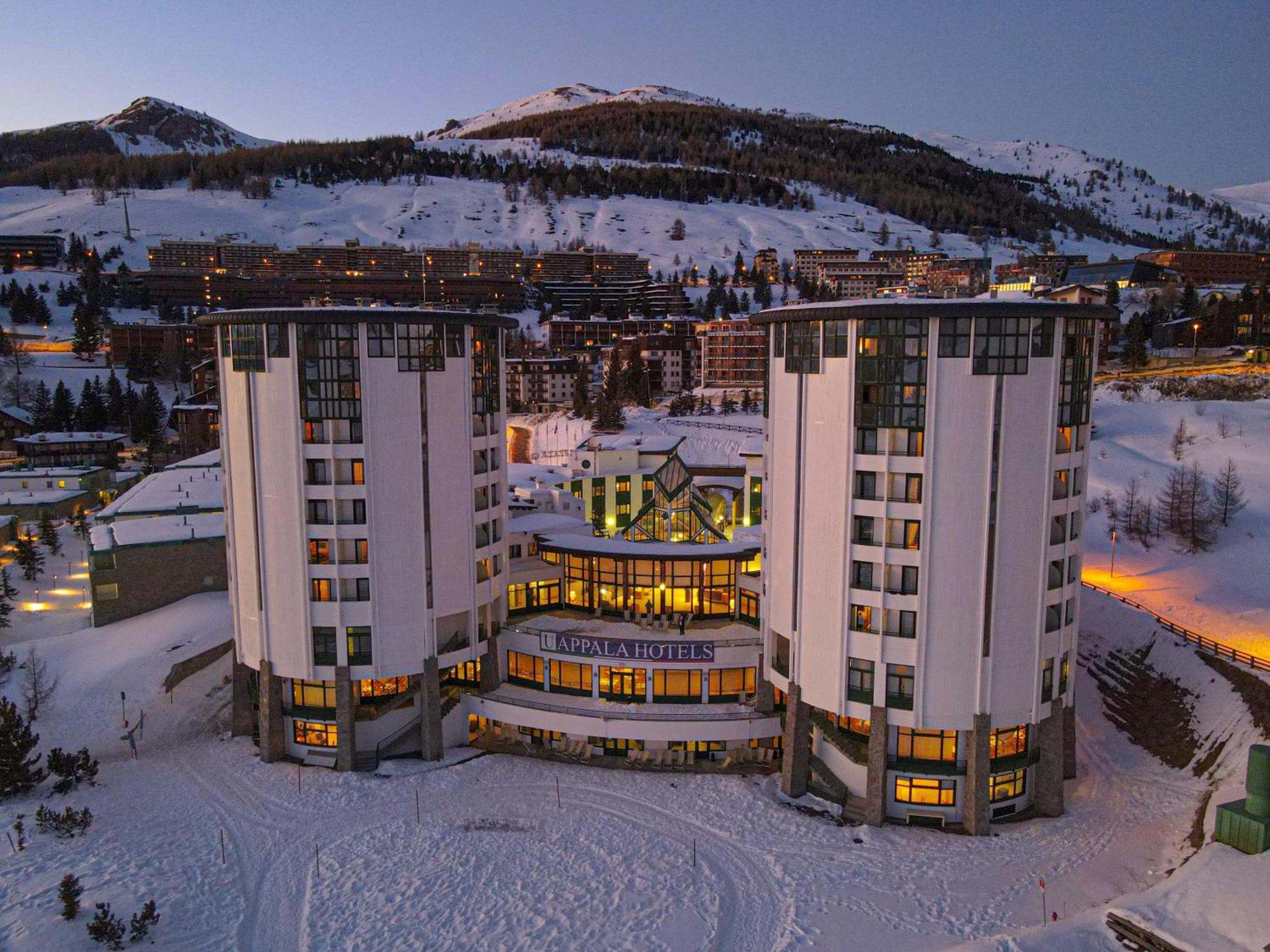 Hotel Uappala Sestriere Esterno foto
