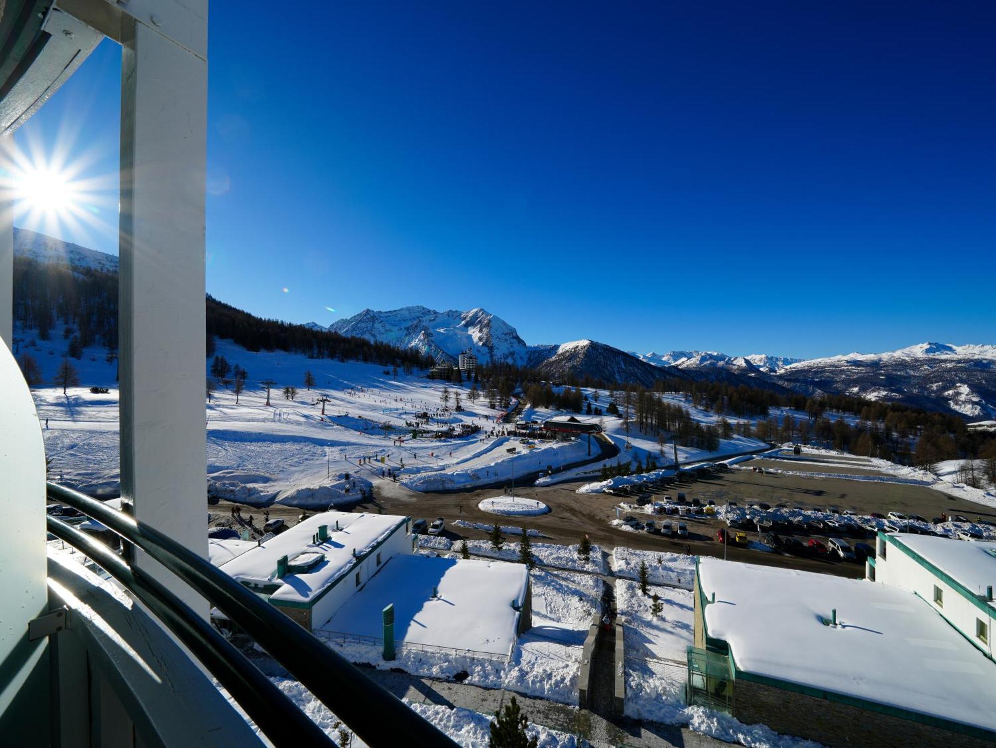 Hotel Uappala Sestriere Esterno foto