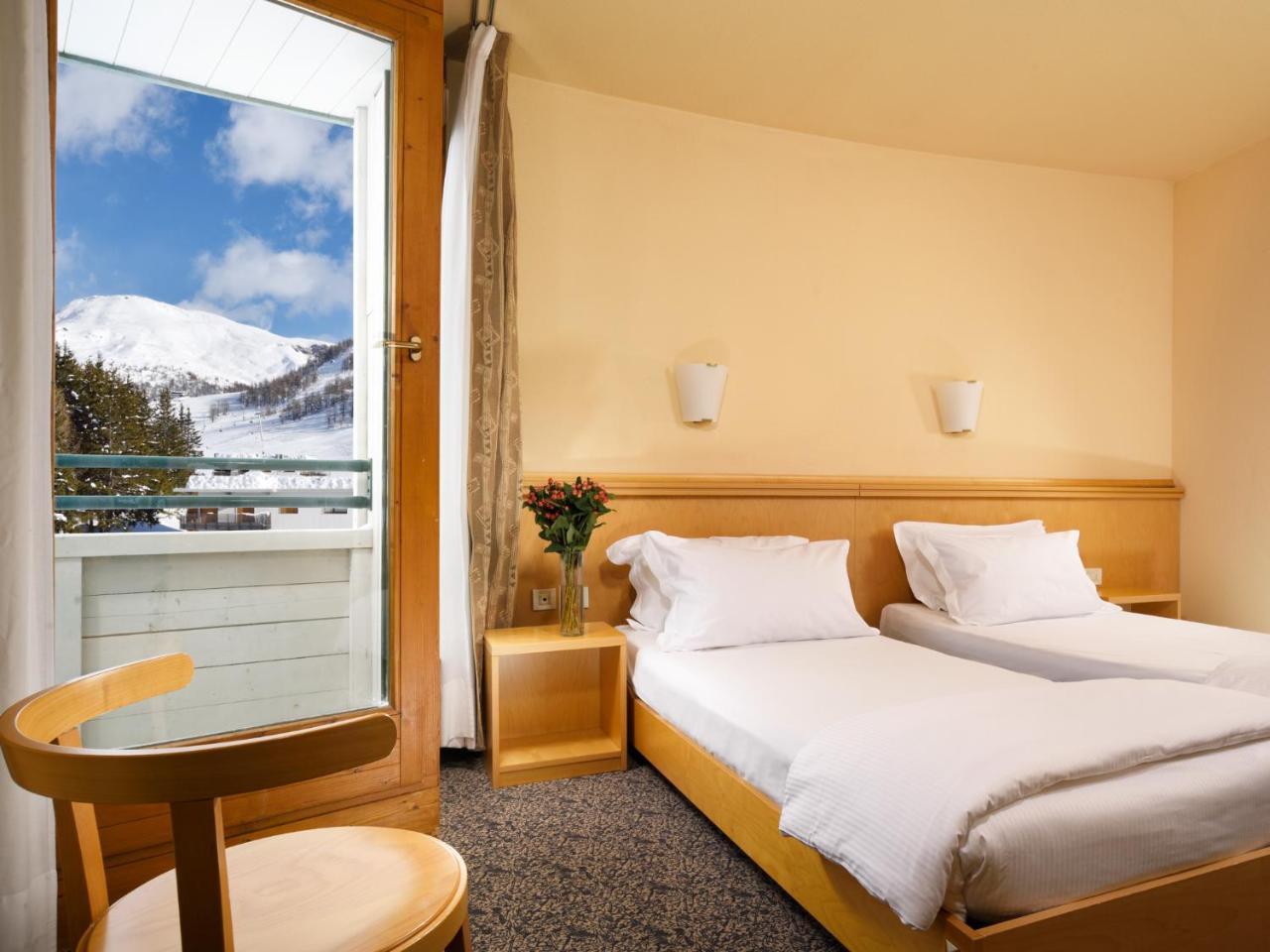 Hotel Uappala Sestriere Esterno foto