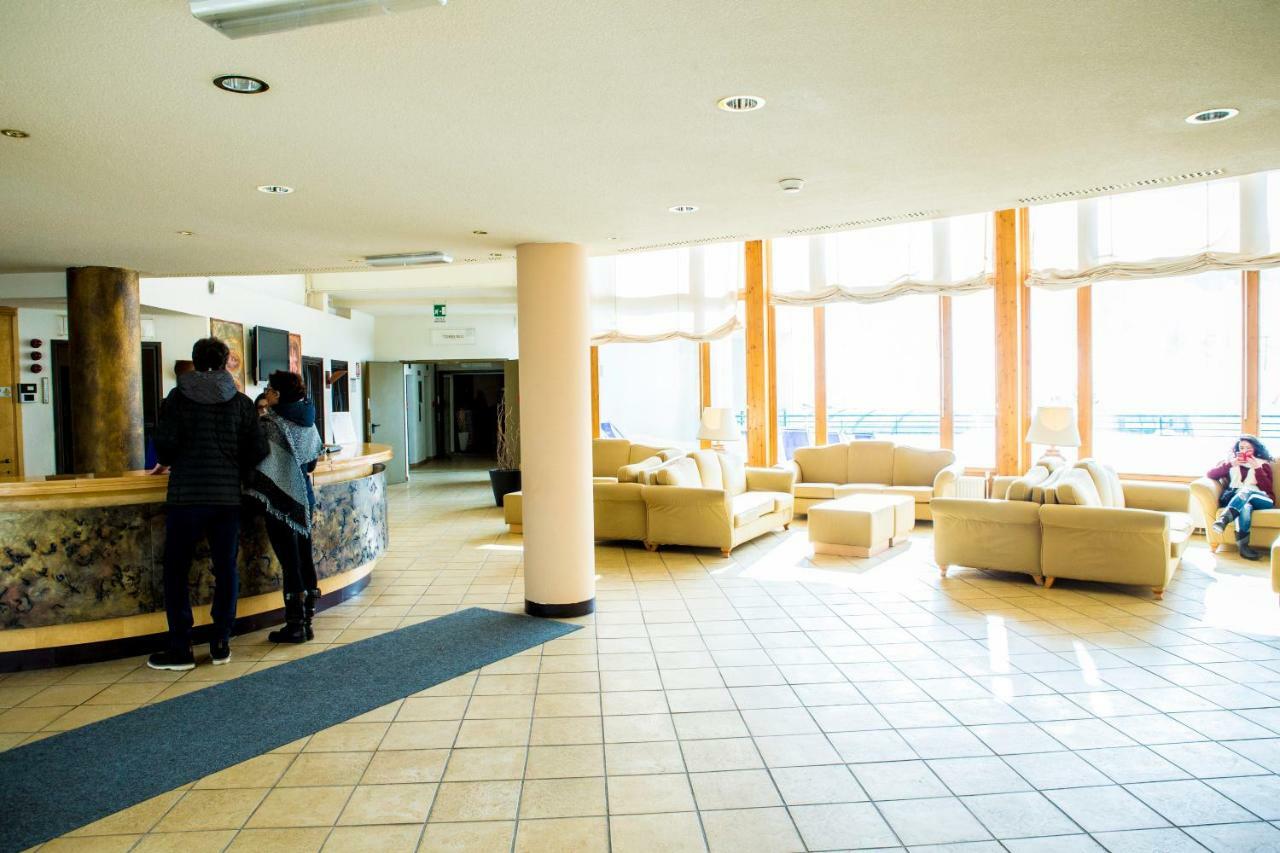 Hotel Uappala Sestriere Esterno foto