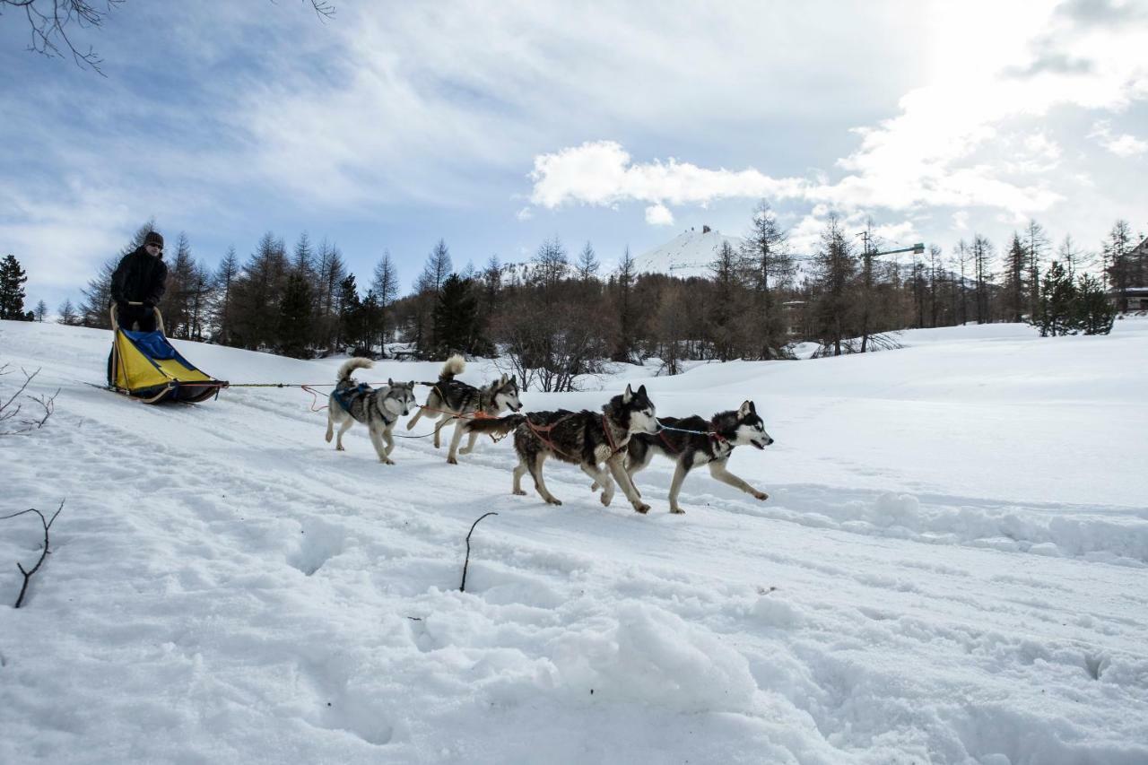 Hotel Uappala Sestriere Esterno foto