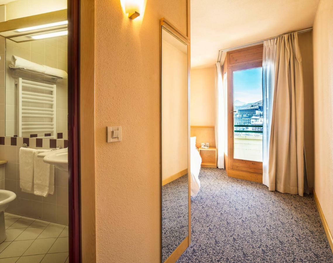 Hotel Uappala Sestriere Esterno foto